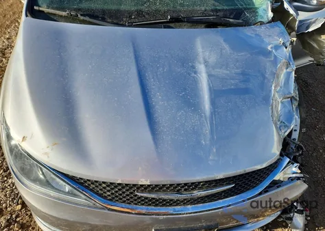 2017 Chrysler Pacifica Limited z USA, uszkodzony, nr VIN 2C4RC1GG2HR787932